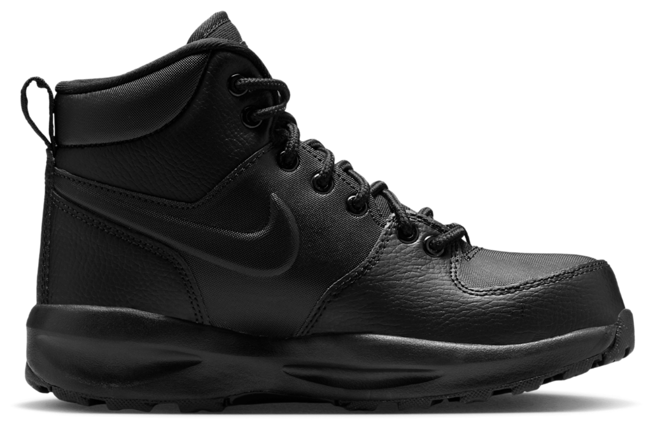 Nike Manoa 17 Boots Image 1 of 6. Tap to open photo gallery.
