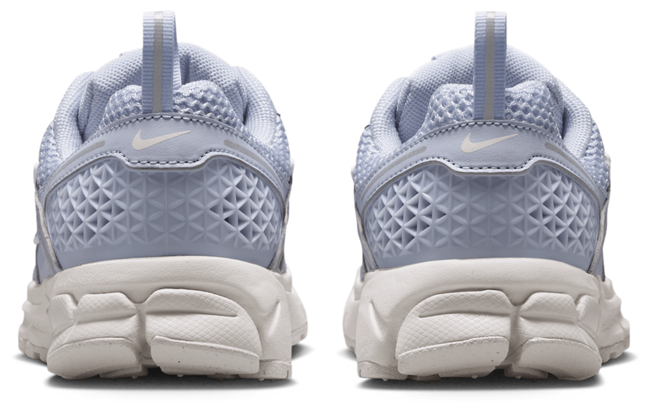 Nike Zoom Vomero 5 Image 6 of 6. Tap to open photo gallery.