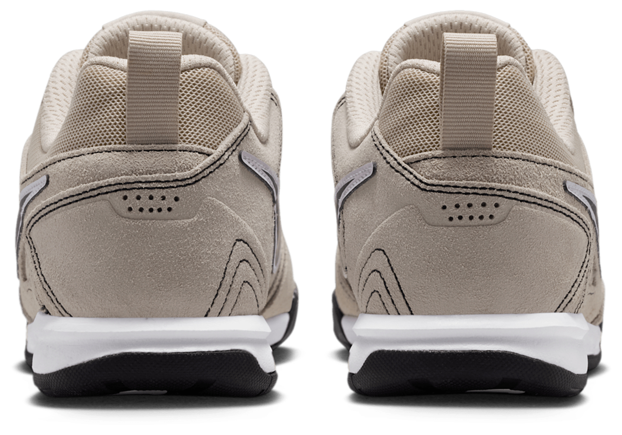 Nike Gato Afbeelding 6 van 6. Tik om de fotogalerij te openen..