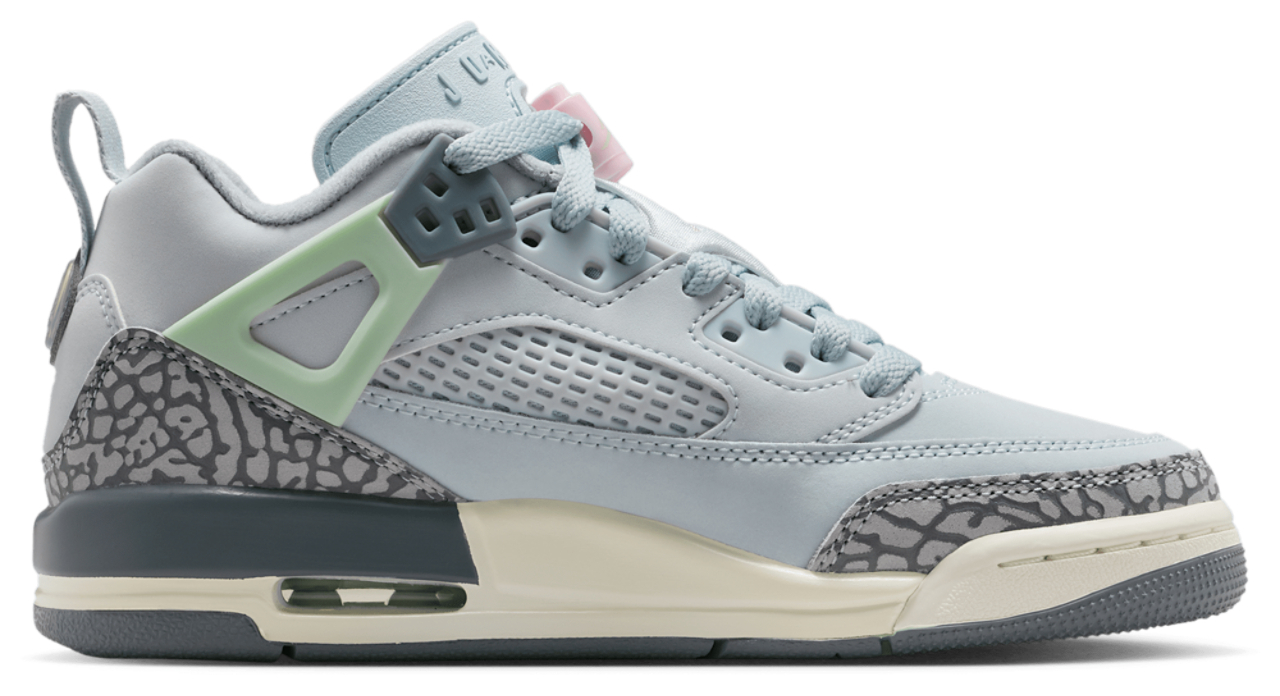 Jordan Spizike Low Imagen 1 de 7. Toque para abrir la galería de fotos.