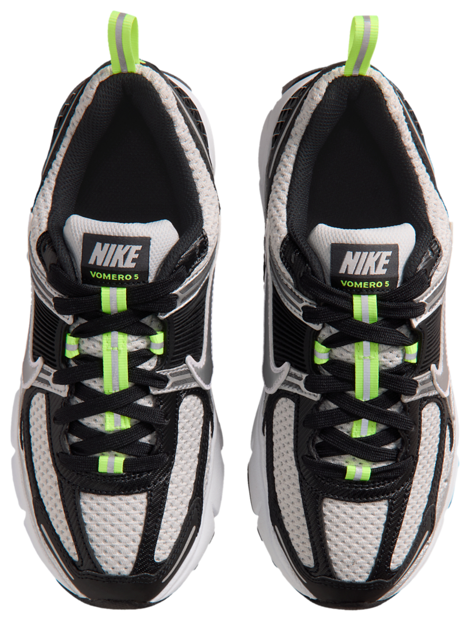 Nike Vomero 5 Image 4 of 7. Tap to open photo gallery.
