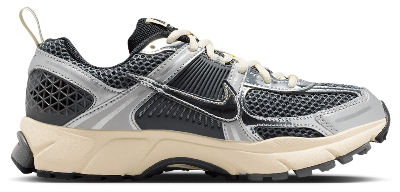 Nike Vomero 5 Image 1 sur 8. Appuyez pour ouvrir la galerie de photos.