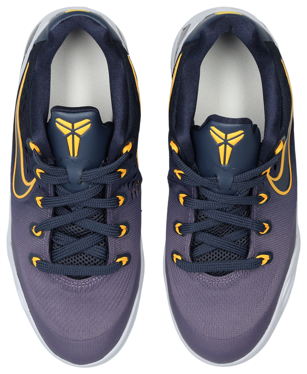 Nike Stitches Low Em Image 5 of 8. Tap to open photo gallery.