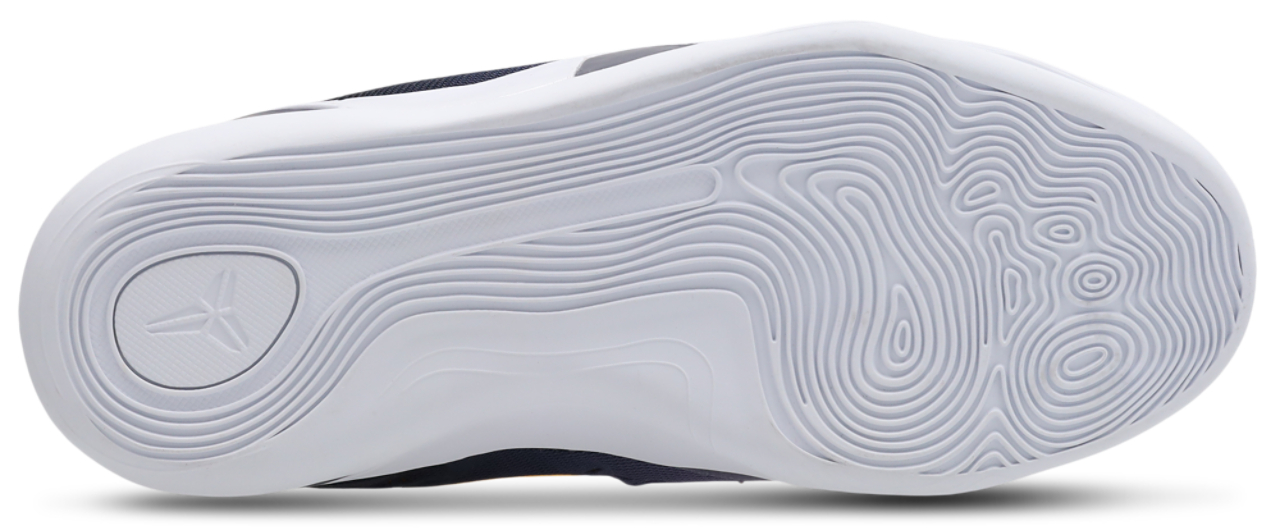 Nike Stitches Low Em Image 6 of 8. Tap to open photo gallery.