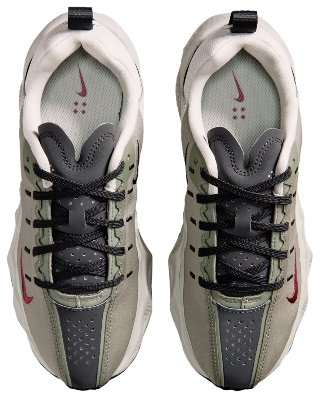 Nike Ava Rover Image 4 of 6. Tap to open photo gallery.