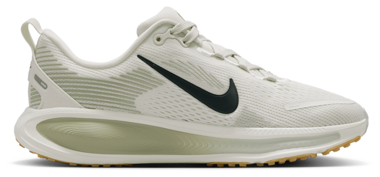 Nike Vomero 18 Image 1 of 6. Tap to open photo gallery.