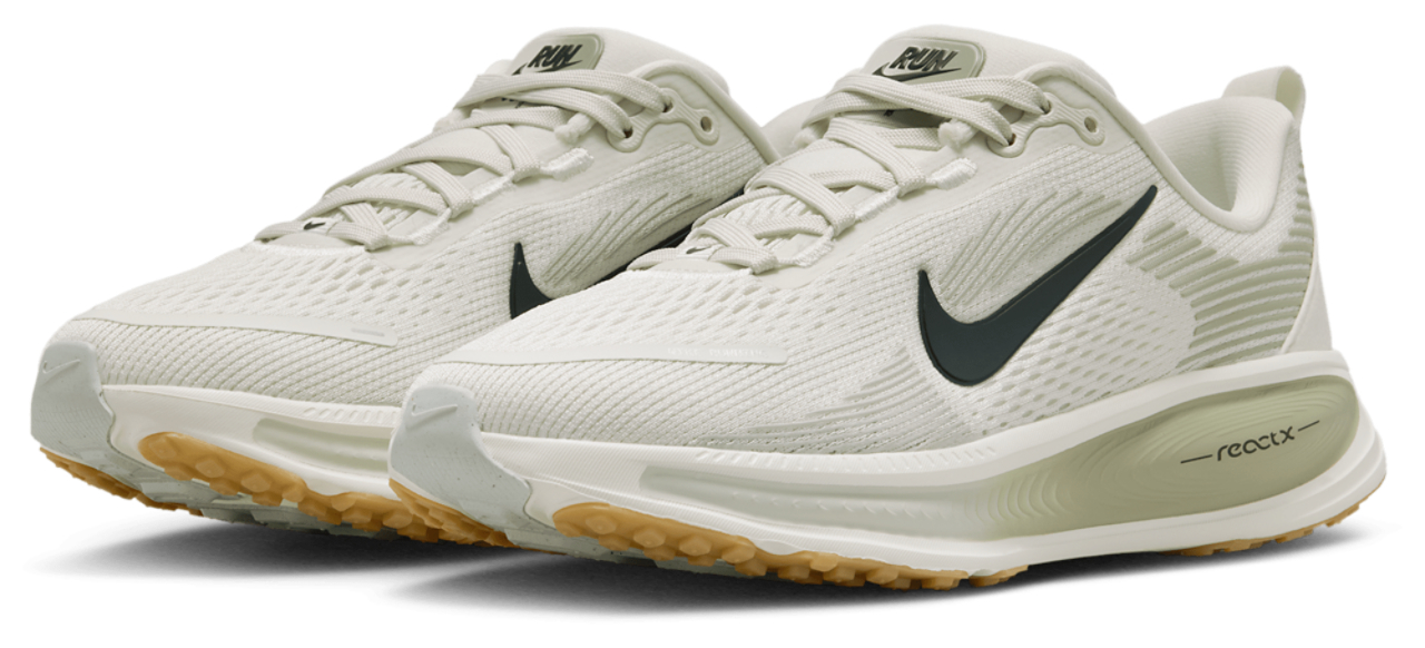 Nike Vomero 18 Image 2 of 6. Tap to open photo gallery.
