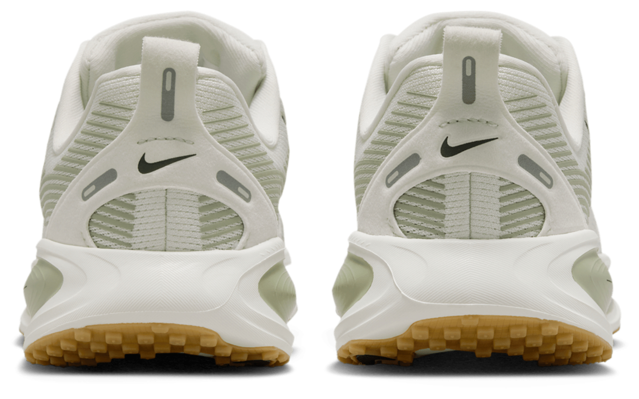 Nike Vomero 18 Image 6 of 6. Tap to open photo gallery.