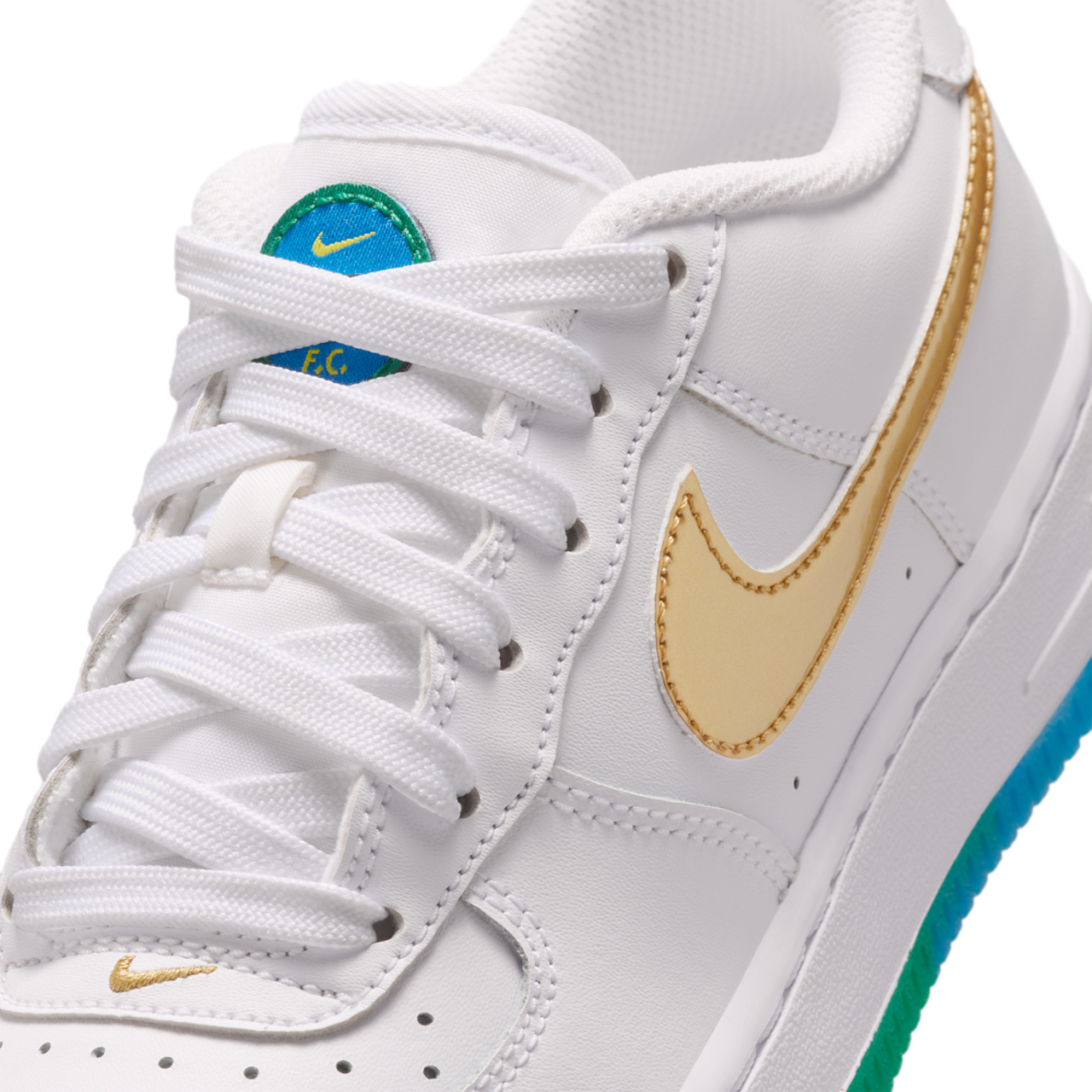 Nike Air Force 1 Imagen 6 de 6. Toque para abrir la galería de fotos.