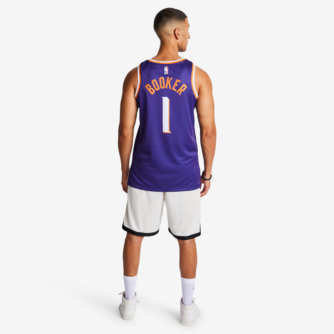 Nike Nba Phoenix Suns Devin Booker Swingman Icon Jersey Image 3 sur 4. Appuyez pour ouvrir la galerie de photos.