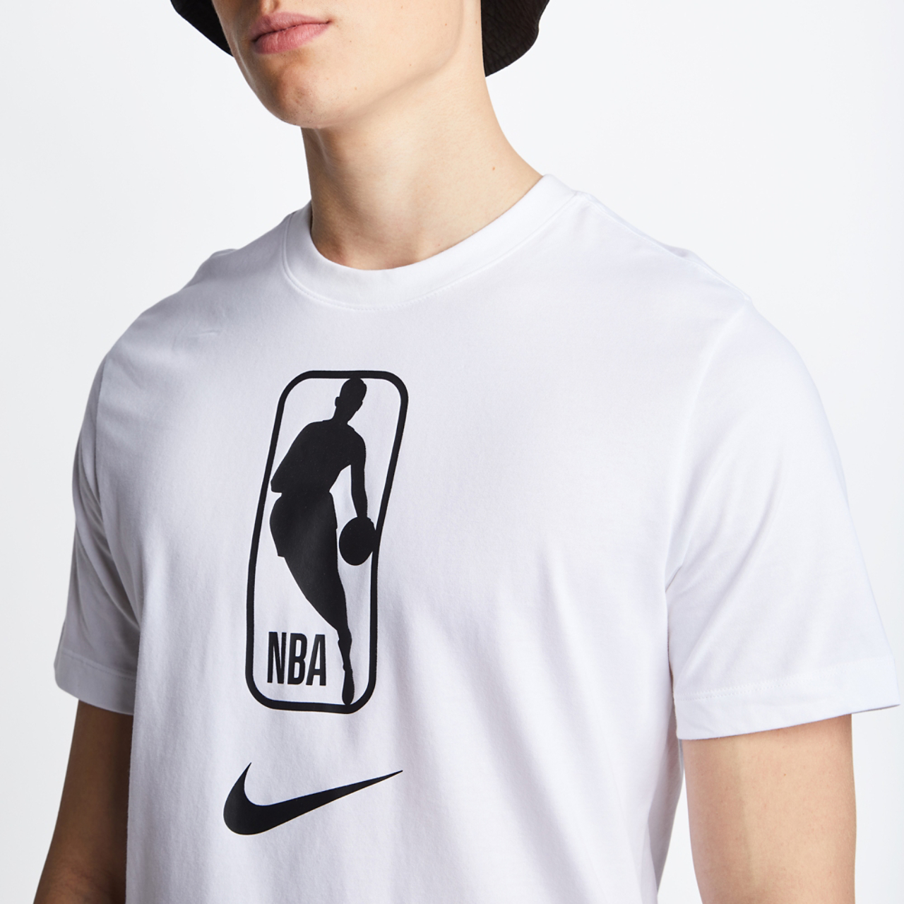 Nike Nba Nba Lg Shortsleeve Tee Afbeelding 4 van 4. Tik om de fotogalerij te openen..