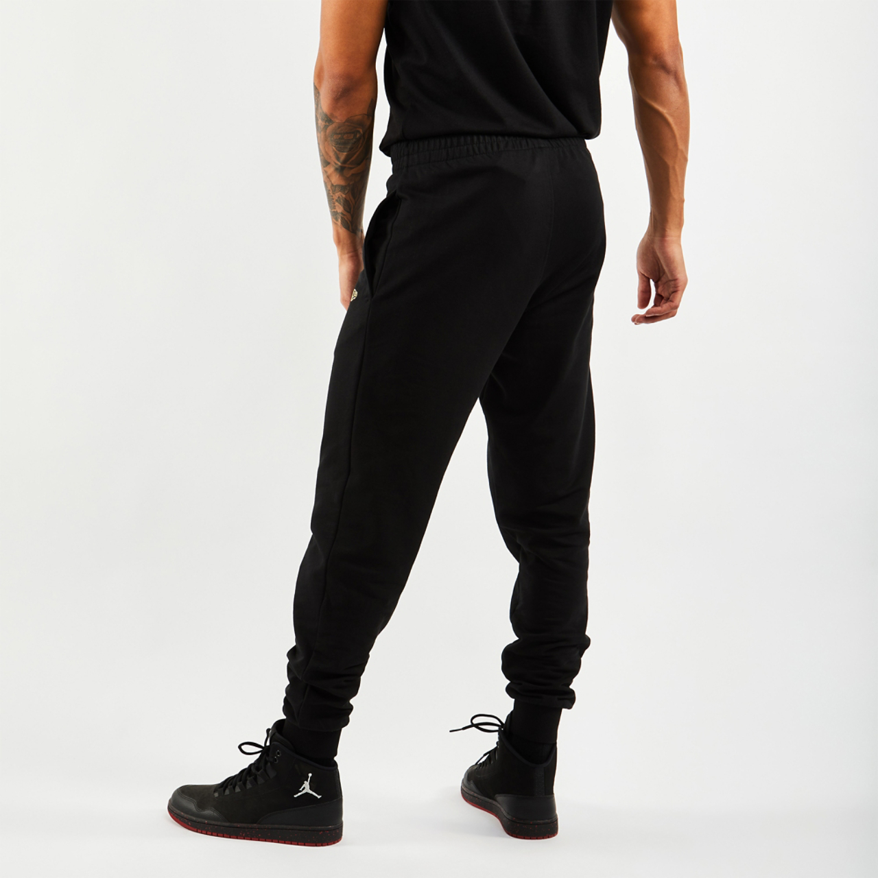 New Era NBA Foil Logo Jogger Image 3 of 4. Tap to open photo gallery.