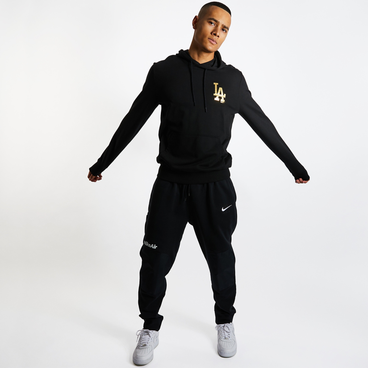 New Era Over The Head Image 2 of 4. Tap to open photo gallery.