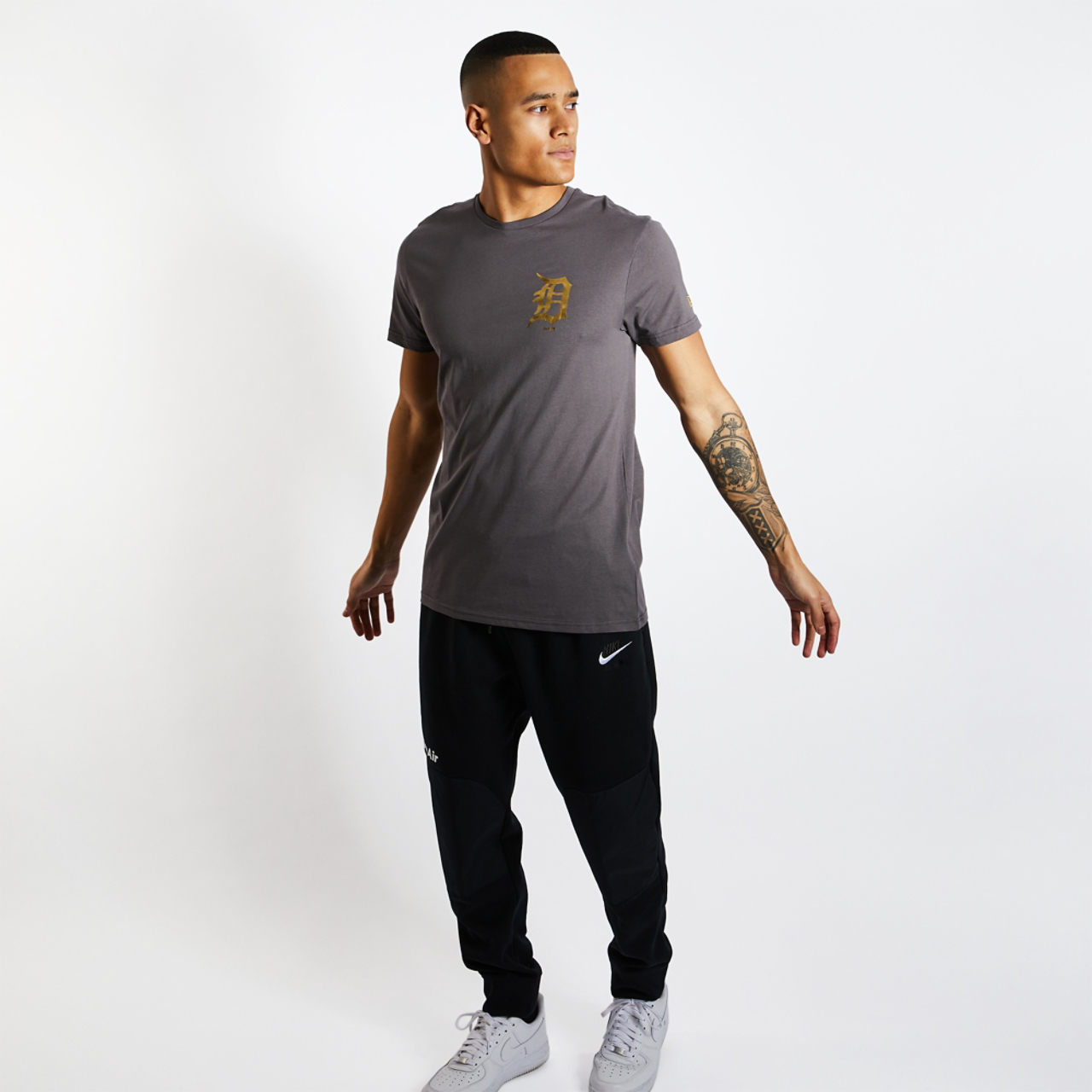 New Era Logo Image 2 of 4. Tap to open photo gallery.