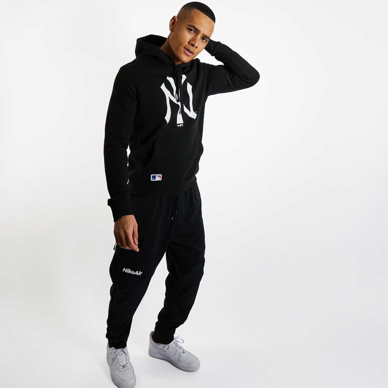 New Era Over The Head Image 1 of 4. Tap to open photo gallery.