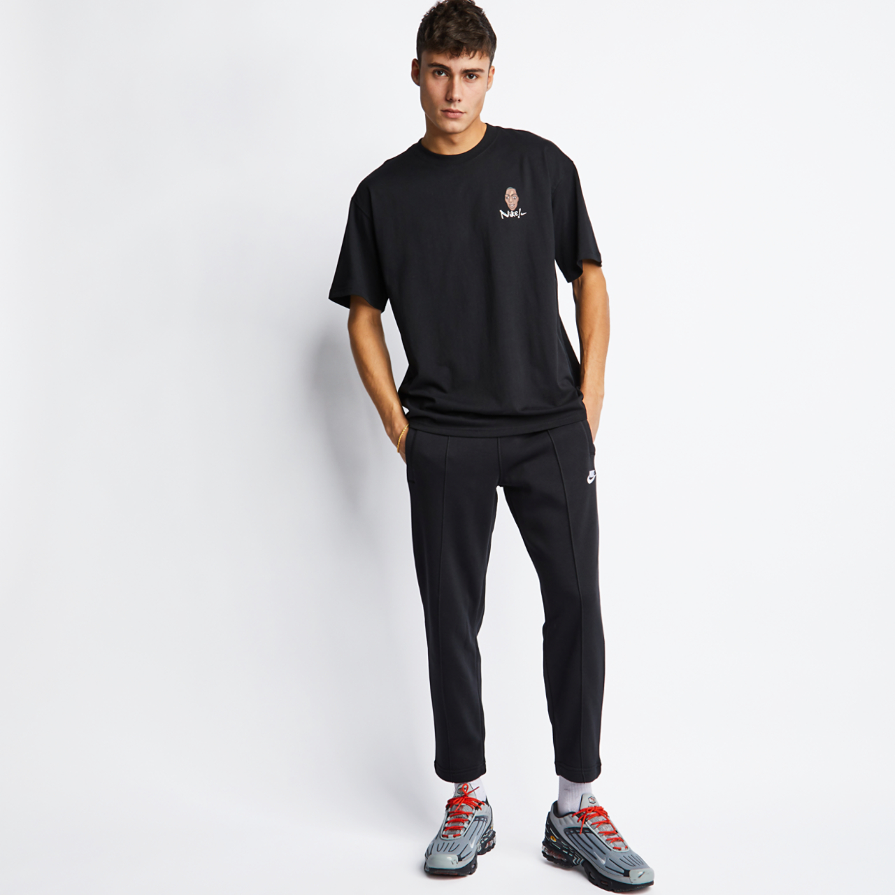 Nike Lil Pen Shortsleeve Image 2 of 4. Tap to open photo gallery.