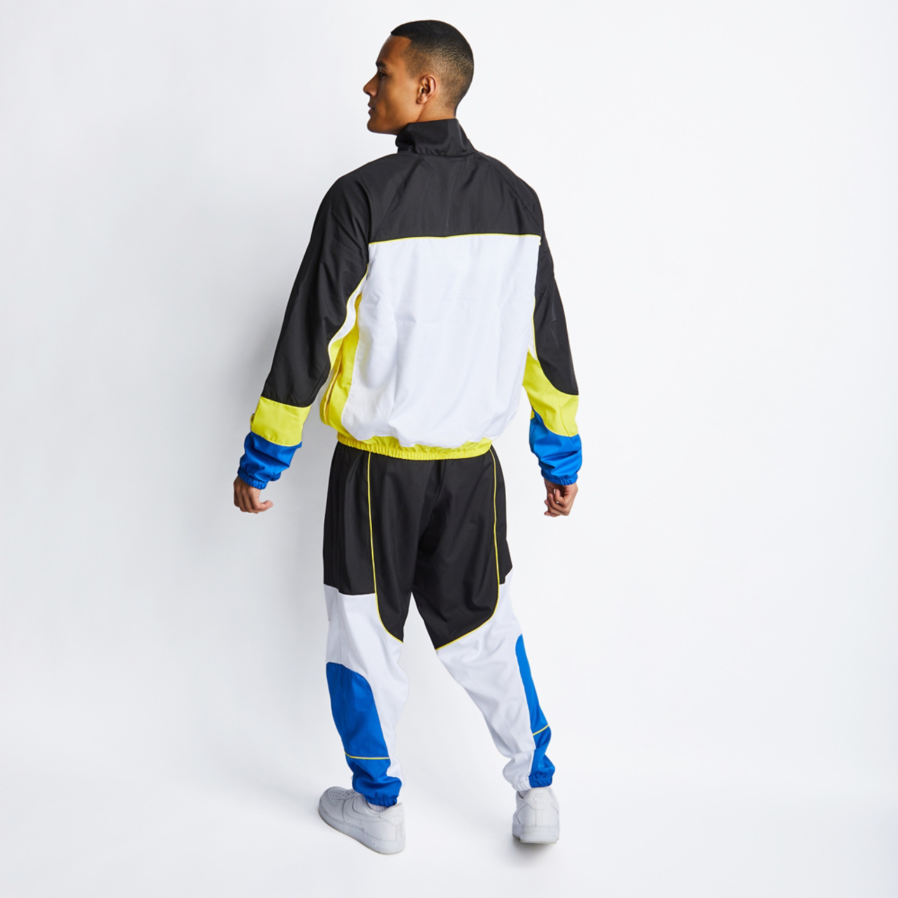 Nike City Edition Image 3 of 4. Tap to open photo gallery.