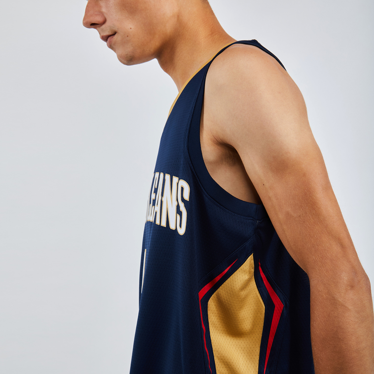Nike NBA New Orleans Zion Swingman Icon Jersey Imagen 4 de 4. Toque para abrir la galería de fotos.