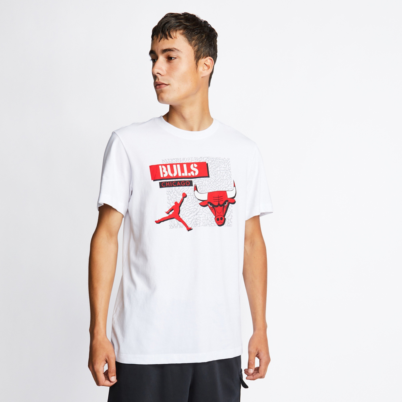 Nike Chicago Bulls Shortsleeve Image 1 of 4. Tap to open photo gallery.