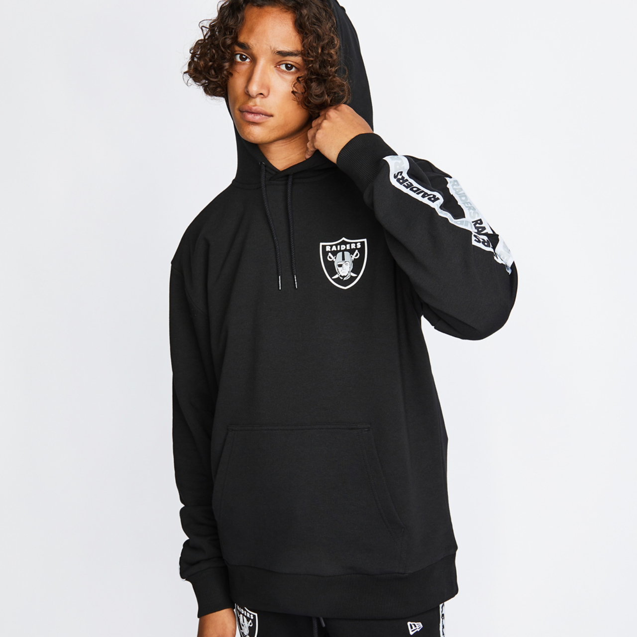 New Era Over The Head Image 4 of 4. Tap to open photo gallery.