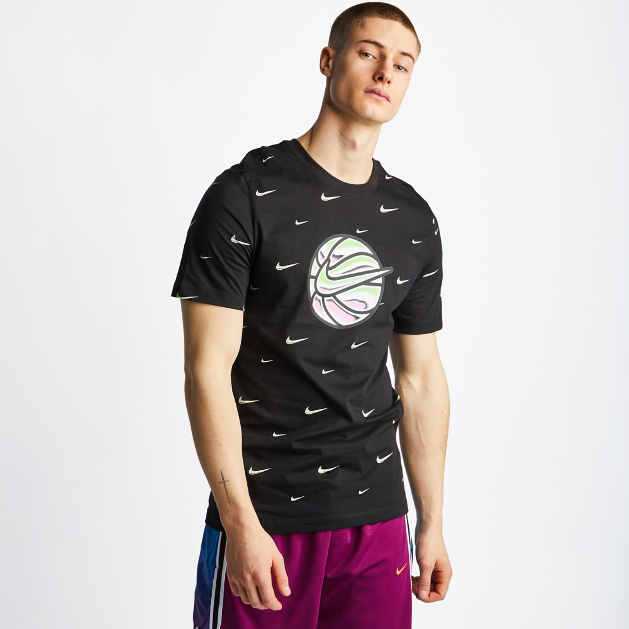 Nike Hbr Shortsleeve Tee Image 1 of 4. Tap to open photo gallery.