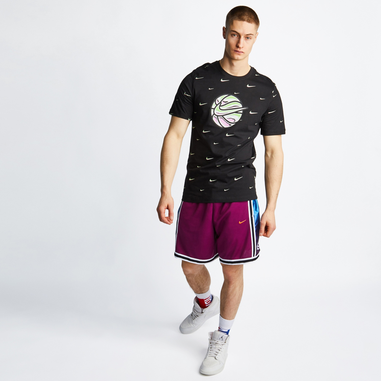 Nike Hbr Shortsleeve Tee Image 2 of 4. Tap to open photo gallery.