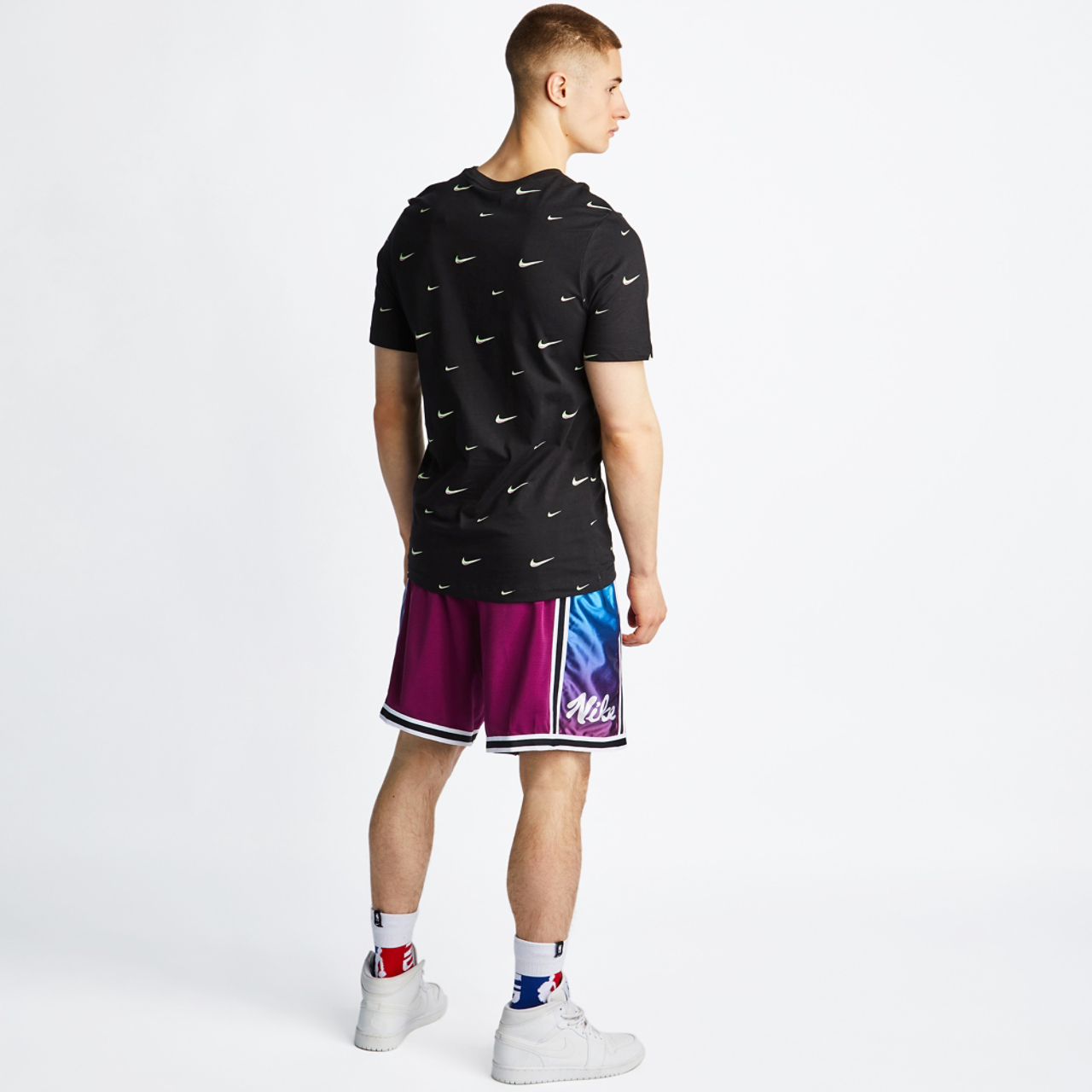 Nike Hbr Shortsleeve Tee Image 3 of 4. Tap to open photo gallery.