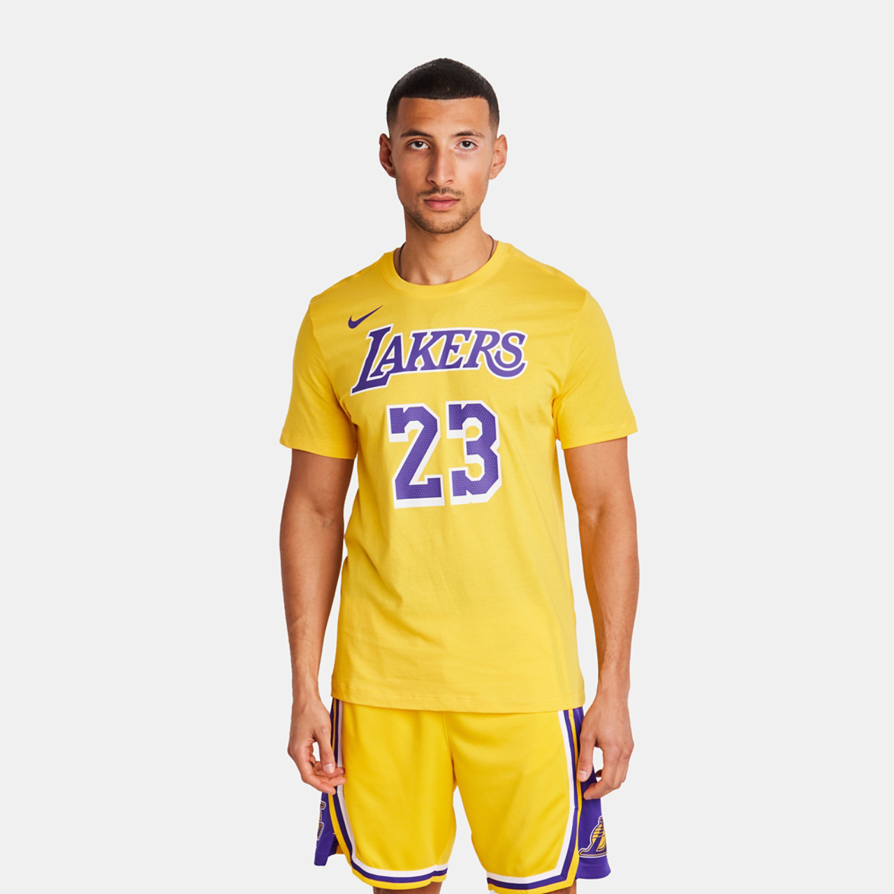Nike Nba Lebron James Image 1 sur 4. Appuyez pour ouvrir la galerie de photos.