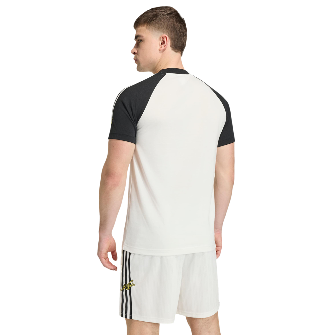 adidas Juventus Football Club Immagine 3 di 5. Tocca per aprire la galleria fotografica.