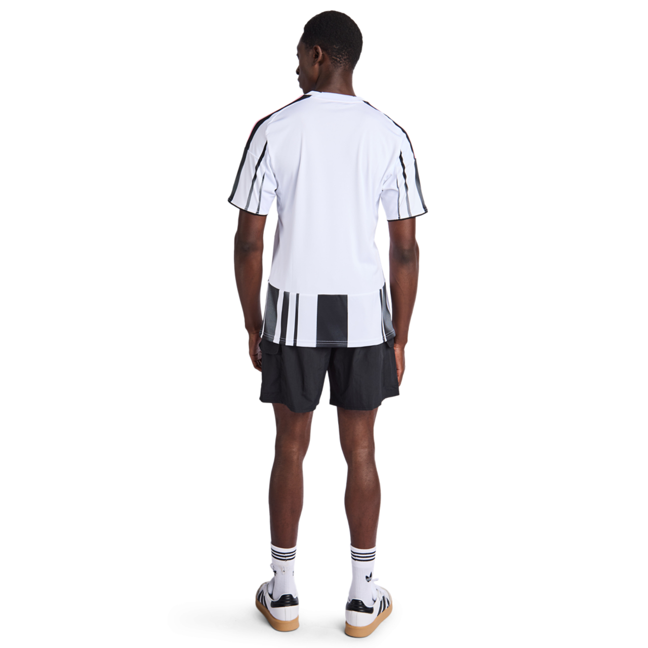 adidas Juventus Home 25-26 Image 3 of 4. Tap to open photo gallery.