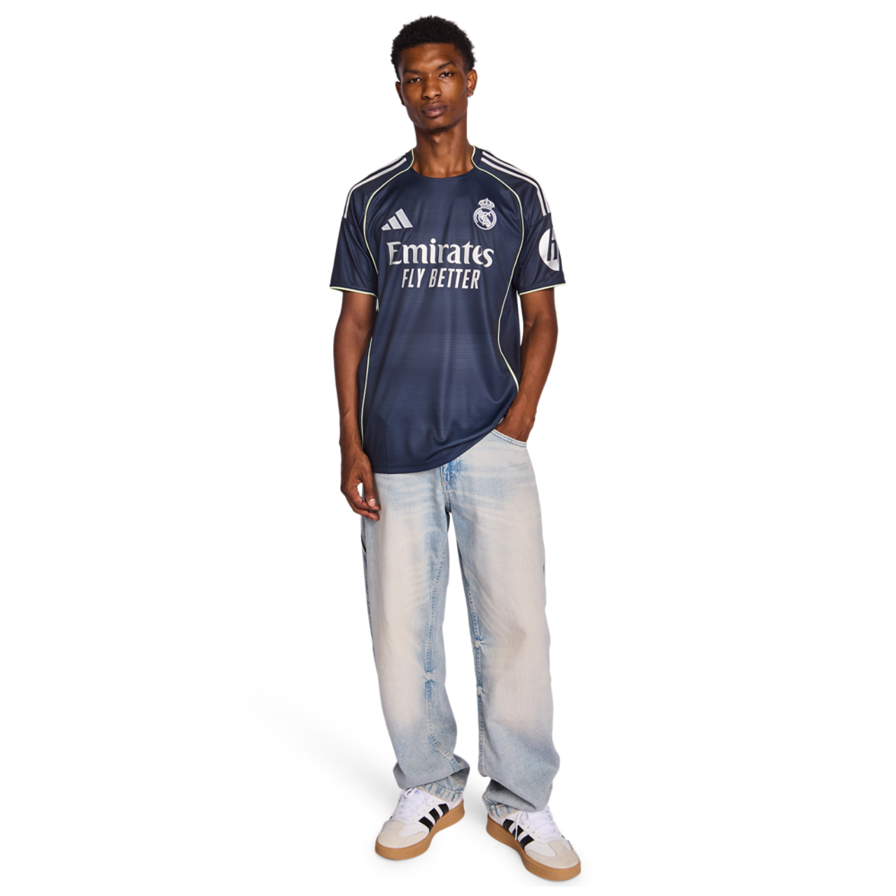 adidas Real Madrid Away 25-26 Image 2 sur 7. Appuyez pour ouvrir la galerie de photos.