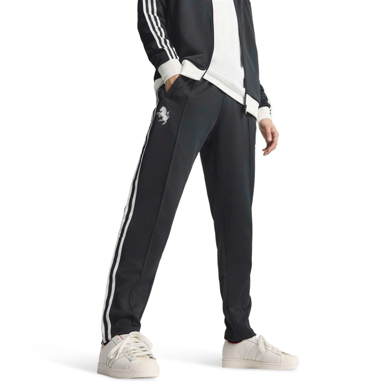 adidas Juventus Football Club Afbeelding 2 van 6. Tik om de fotogalerij te openen..