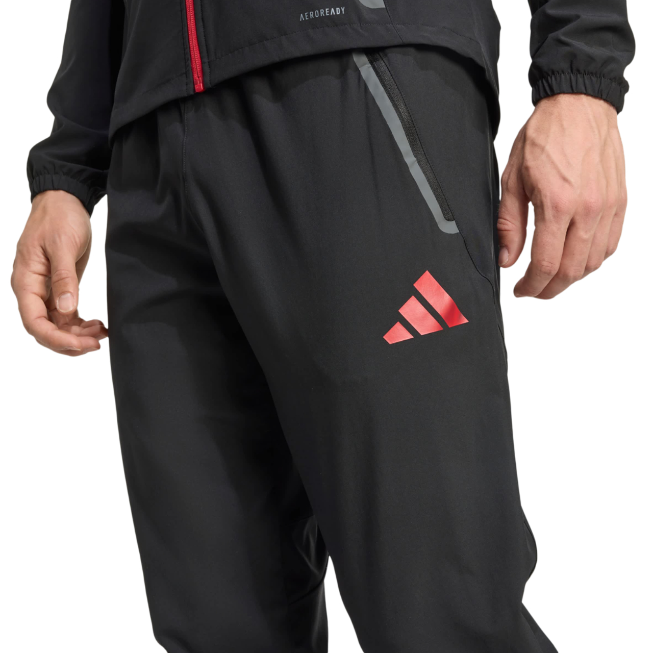 adidas Liverpool Afbeelding 4 van 6. Tik om de fotogalerij te openen..