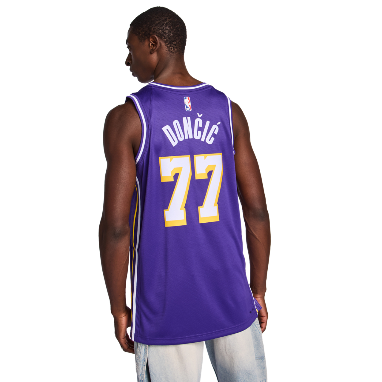 Nike Nba L.Donic Lakers Swingman Bild 3 von 6. Antippen, um die Fotogalerie zu öffnen.