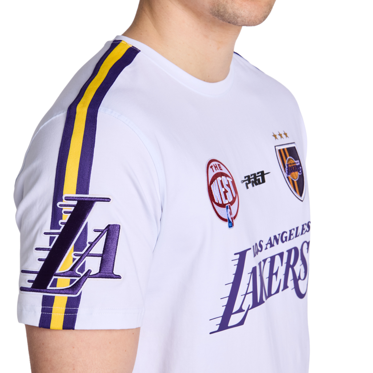 Pro Standard Los Angeles Lakers Ultras Image 5 sur 6. Appuyez pour ouvrir la galerie de photos.
