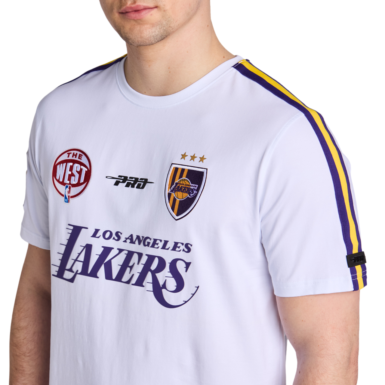 Pro Standard Los Angeles Lakers Ultras Image 6 sur 6. Appuyez pour ouvrir la galerie de photos.
