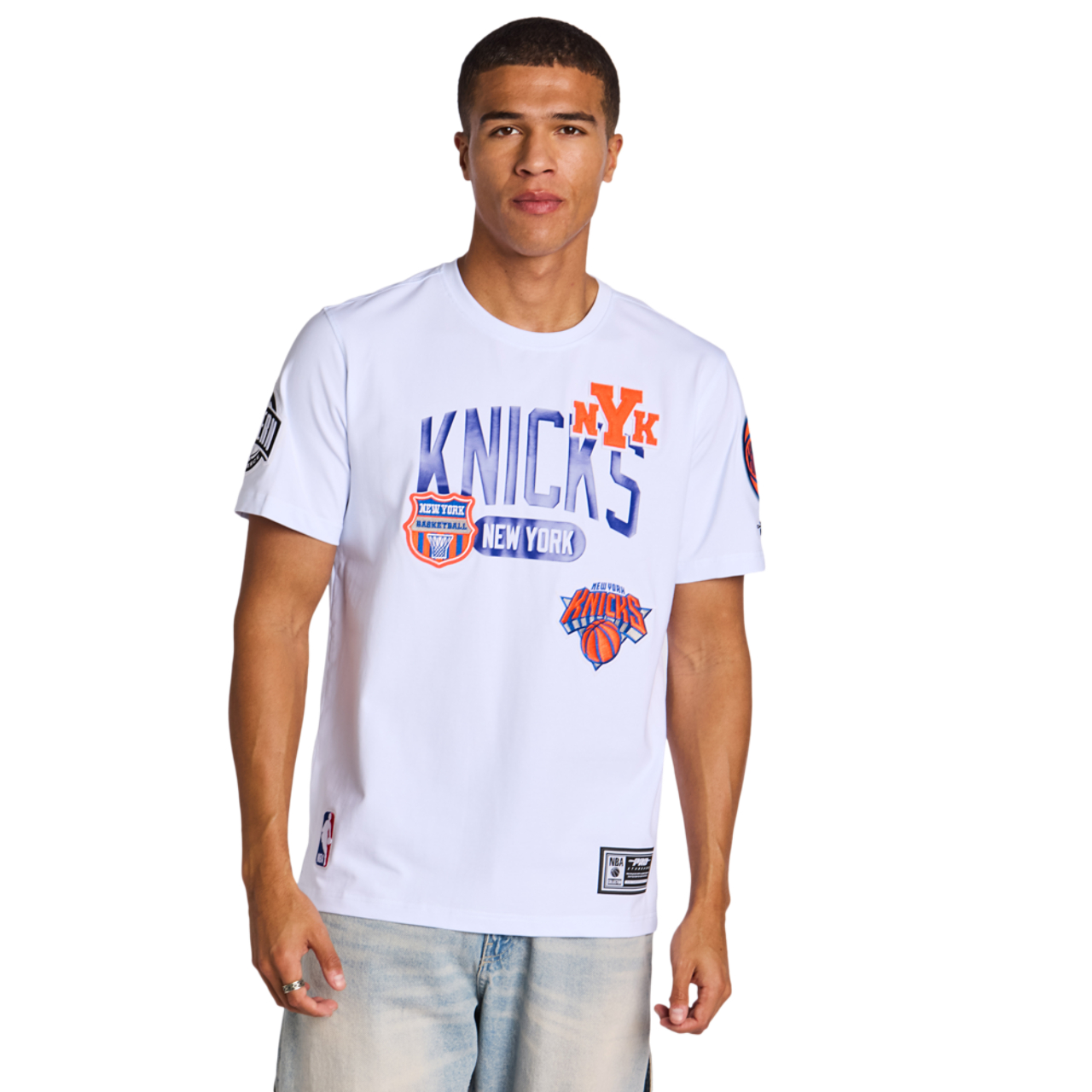 Pro Standard Letterman Nba Knicks Imagen 1 de 7. Toque para abrir la galería de fotos.