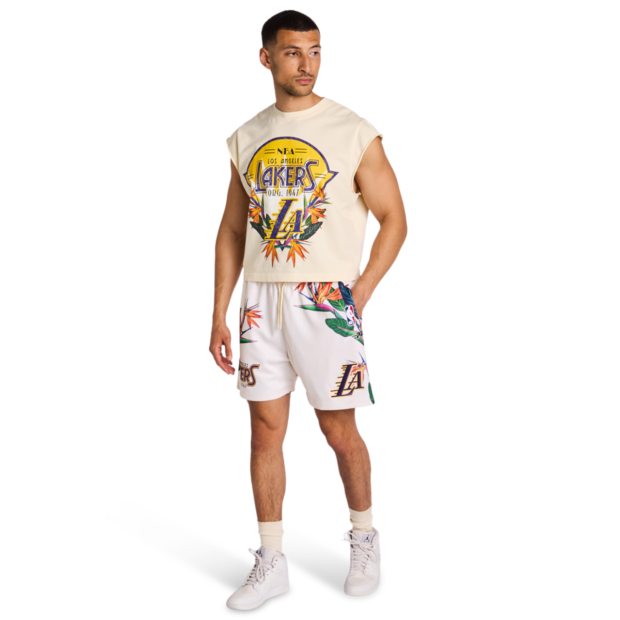 Pro Standard Paradise Nba Lakers Image 2 sur 5. Appuyez pour ouvrir la galerie de photos.