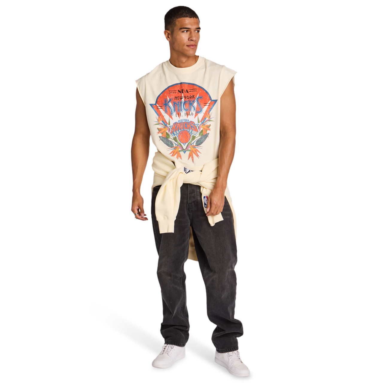 Pro Standard Paradise Nba Knicks Image 3 of 6. Tap to open photo gallery.