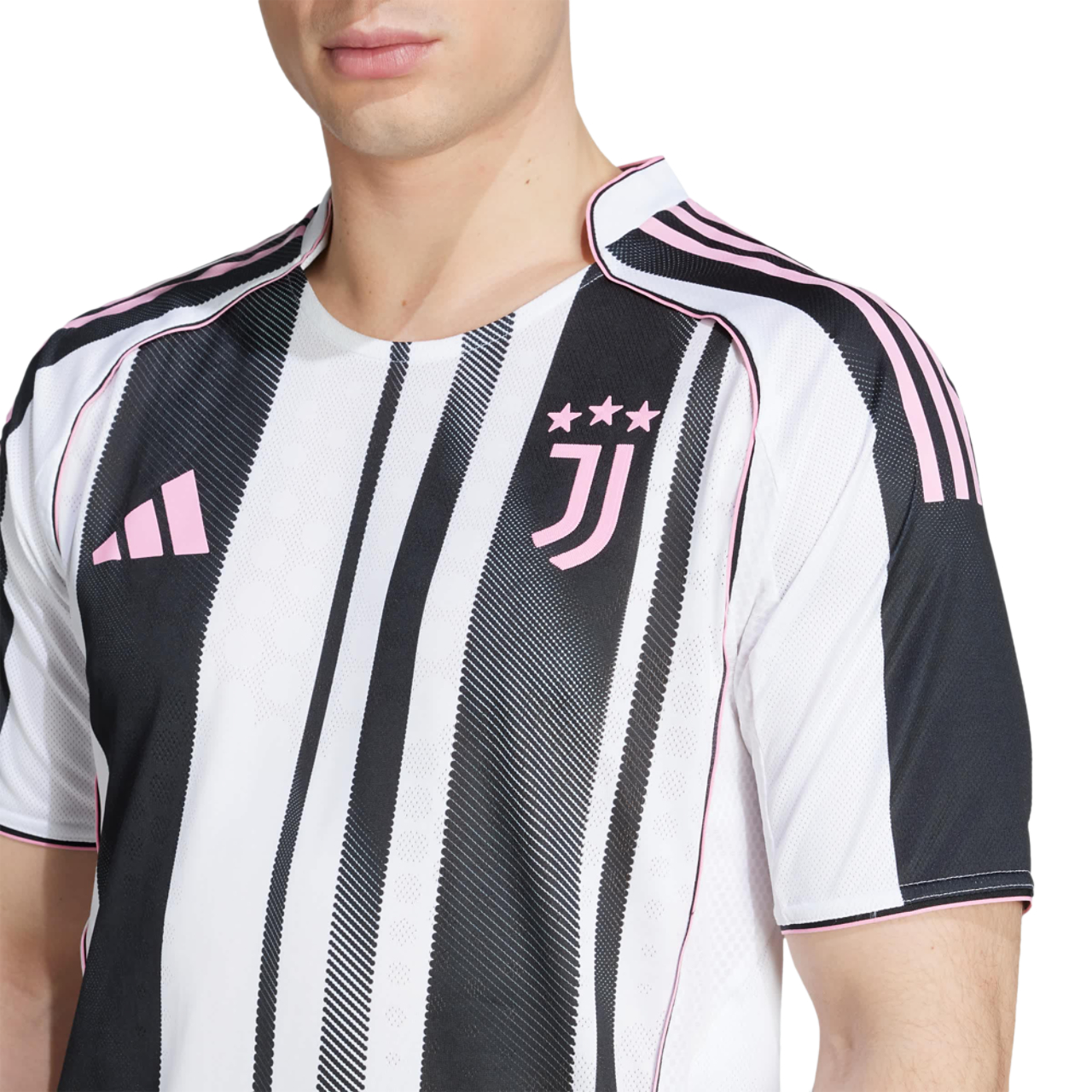 adidas Juventus 25/26 Home Authentic Jersey Bild 4 von 4. Antippen, um die Fotogalerie zu öffnen.