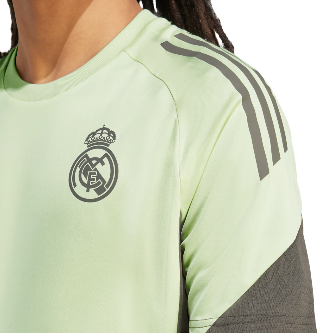 adidas Real Madrid Tiro 25 Training Jersey Bild 4 von 4. Antippen, um die Fotogalerie zu öffnen.