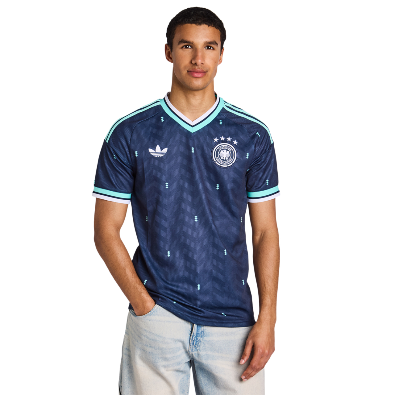adidas Germany Away 26 Image 1 sur 5. Appuyez pour ouvrir la galerie de photos.