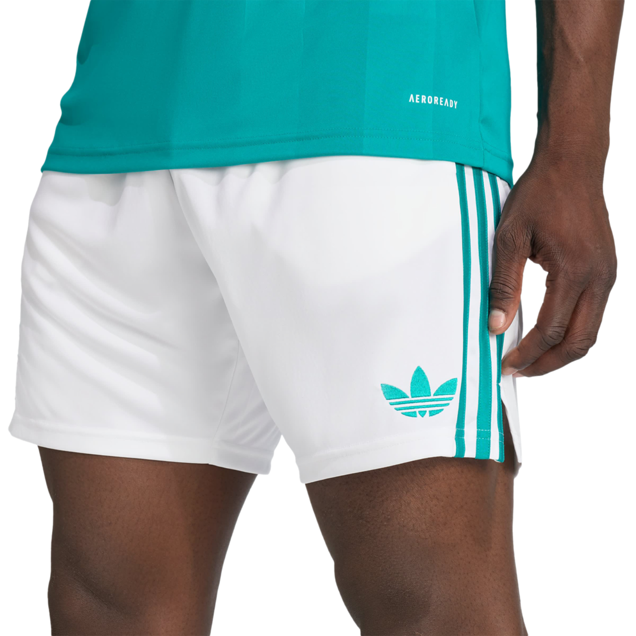 adidas Liverpool Fc 25/26 Third Shorts Immagine 4 di 4. Tocca per aprire la galleria fotografica.