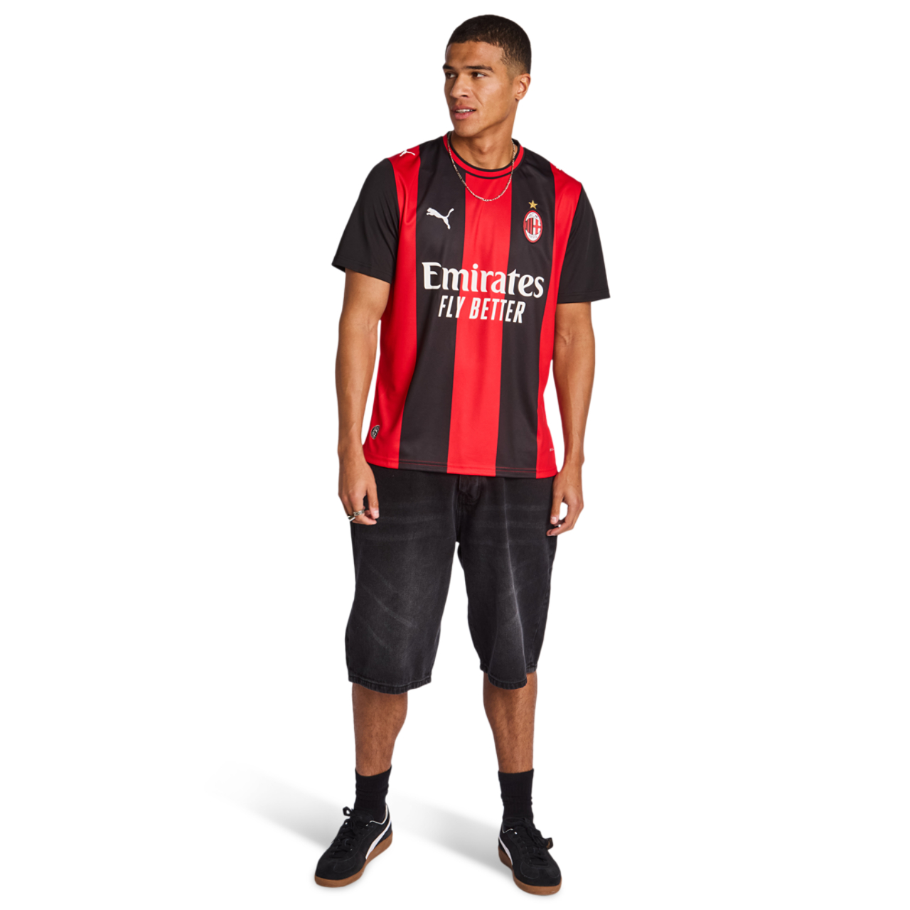 Puma Ac Milan Home 26-27 Afbeelding 2 van 7. Tik om de fotogalerij te openen..