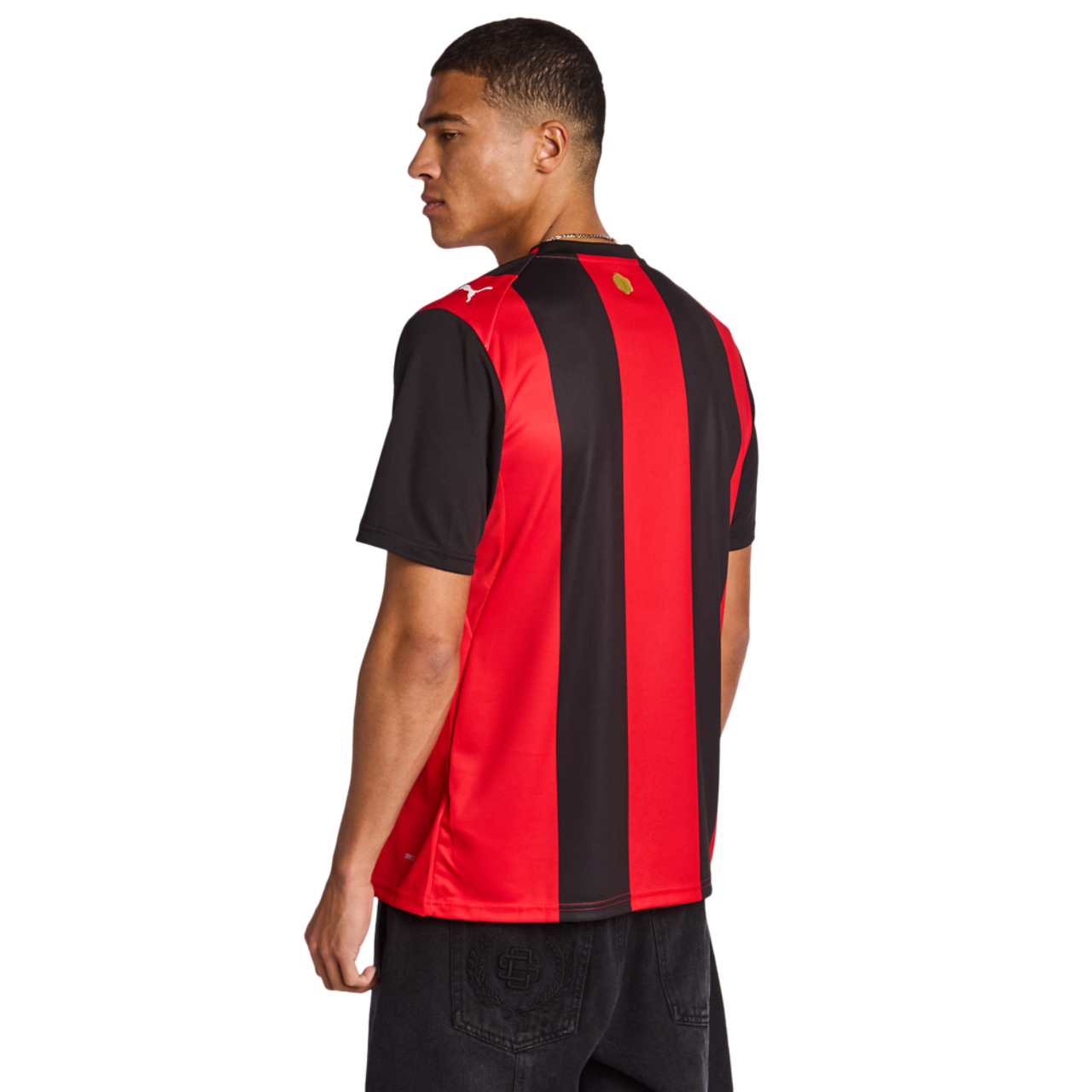 Puma Ac Milan Home 26-27 Afbeelding 4 van 7. Tik om de fotogalerij te openen..