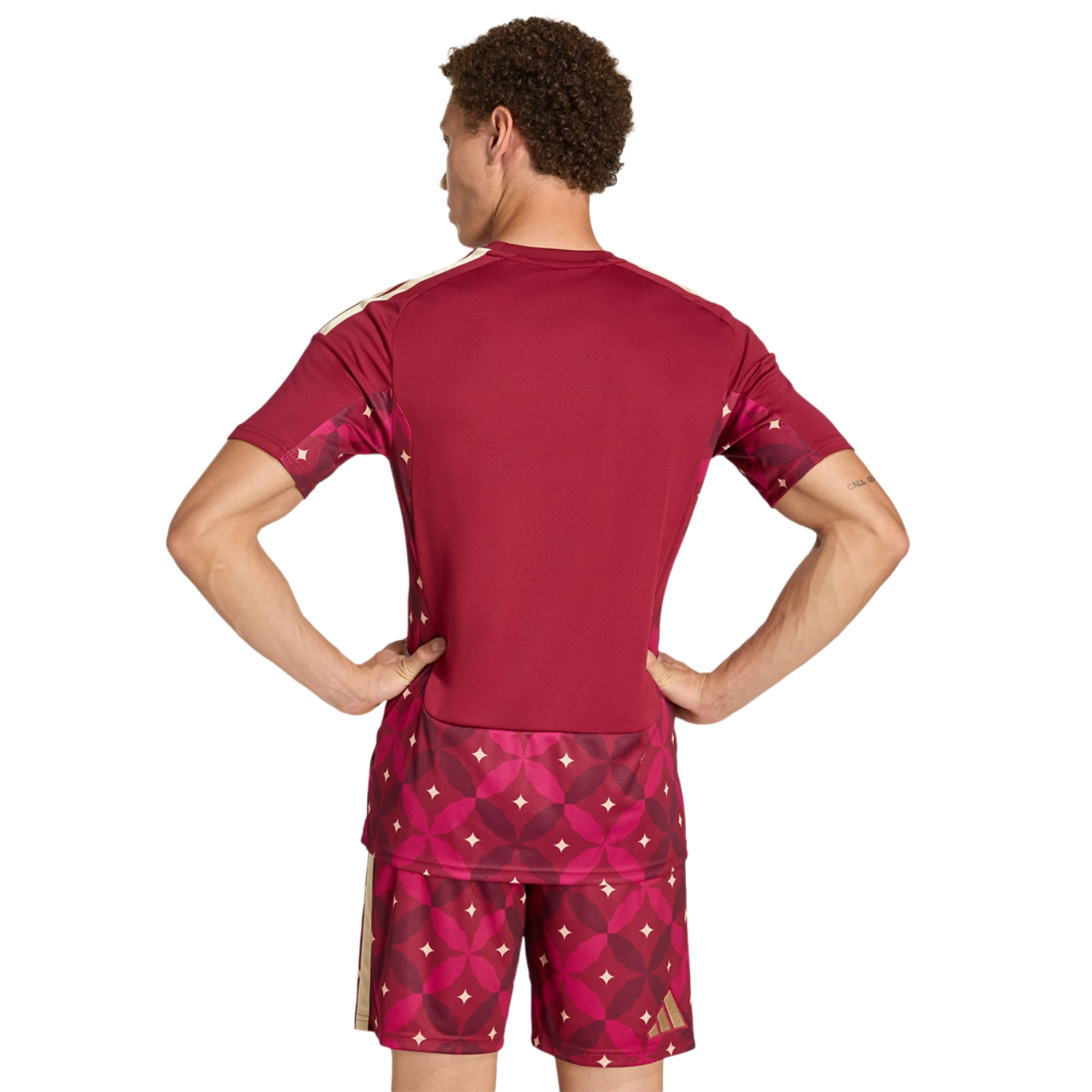 adidas Italy 26 Home Goalkeeper Jersey Immagine 3 di 6. Tocca per aprire la galleria fotografica.