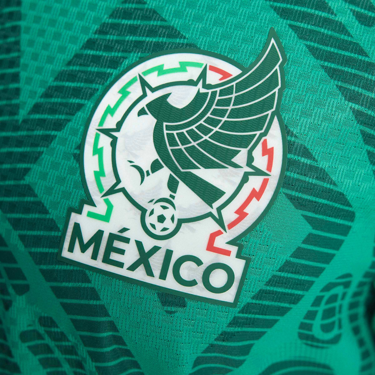 adidas Mexico 26 Home Authentic Jersey Immagine 5 di 6. Tocca per aprire la galleria fotografica.
