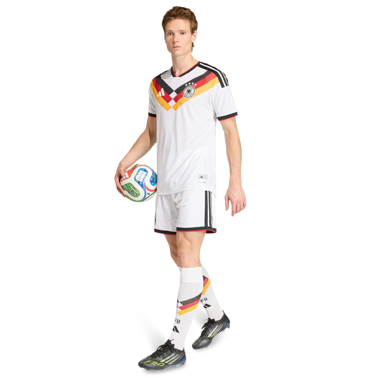 adidas Germany 26 Home Authentic Shorts Immagine 2 di 5. Tocca per aprire la galleria fotografica.