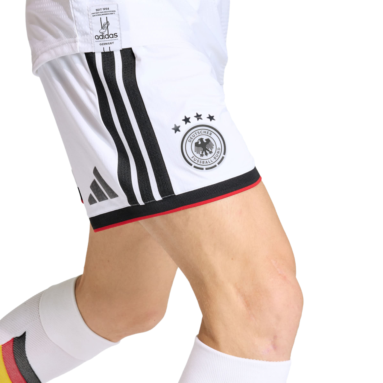 adidas Germany 26 Home Authentic Shorts Immagine 4 di 5. Tocca per aprire la galleria fotografica.