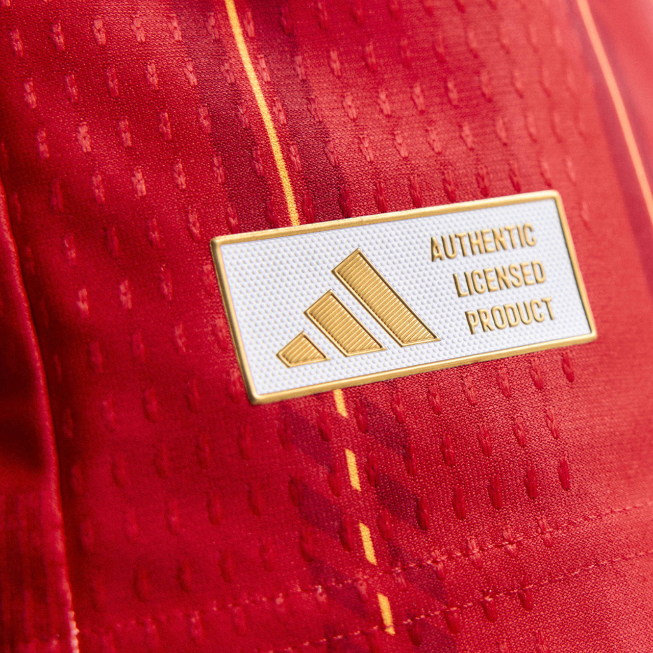 adidas Spain 26 Home Authentic Jersey Imagen 6 de 6. Toque para abrir la galería de fotos.
